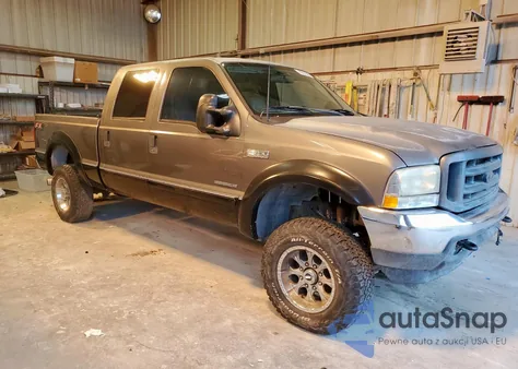 2002 Ford F250 Super Duty from USA, damaged, VIN 1FTNW21F72EC61182